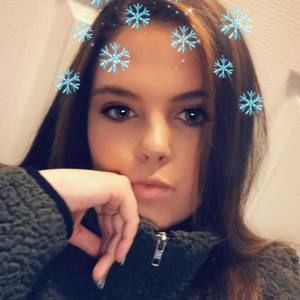 Meet your Posher, Carley